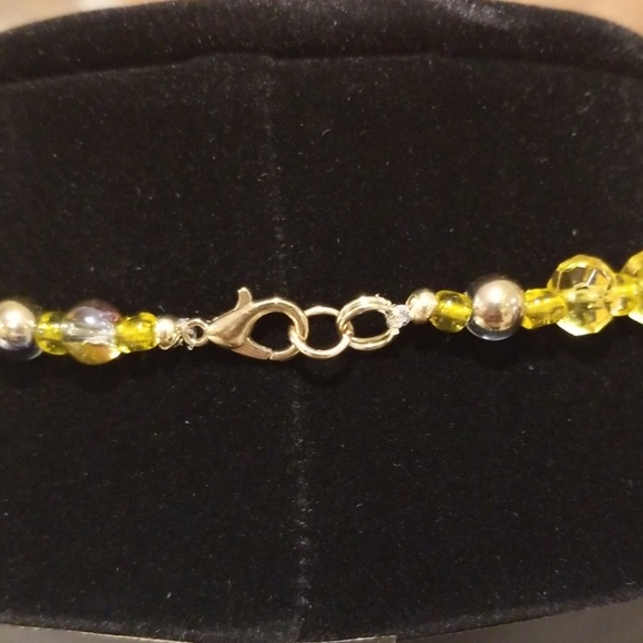 Yellow Crystal Beaded Necklace w/ Matching Earring - Picture 5 of 8